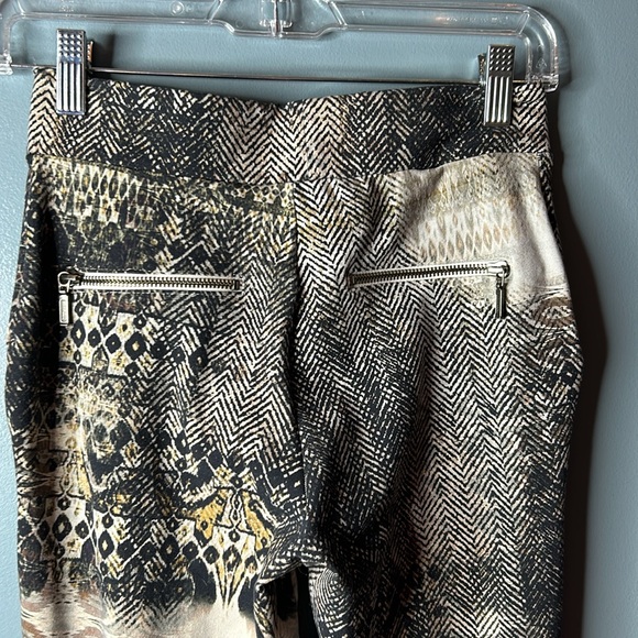 Trousers with Abstract Pattern - Picture 8 of 10